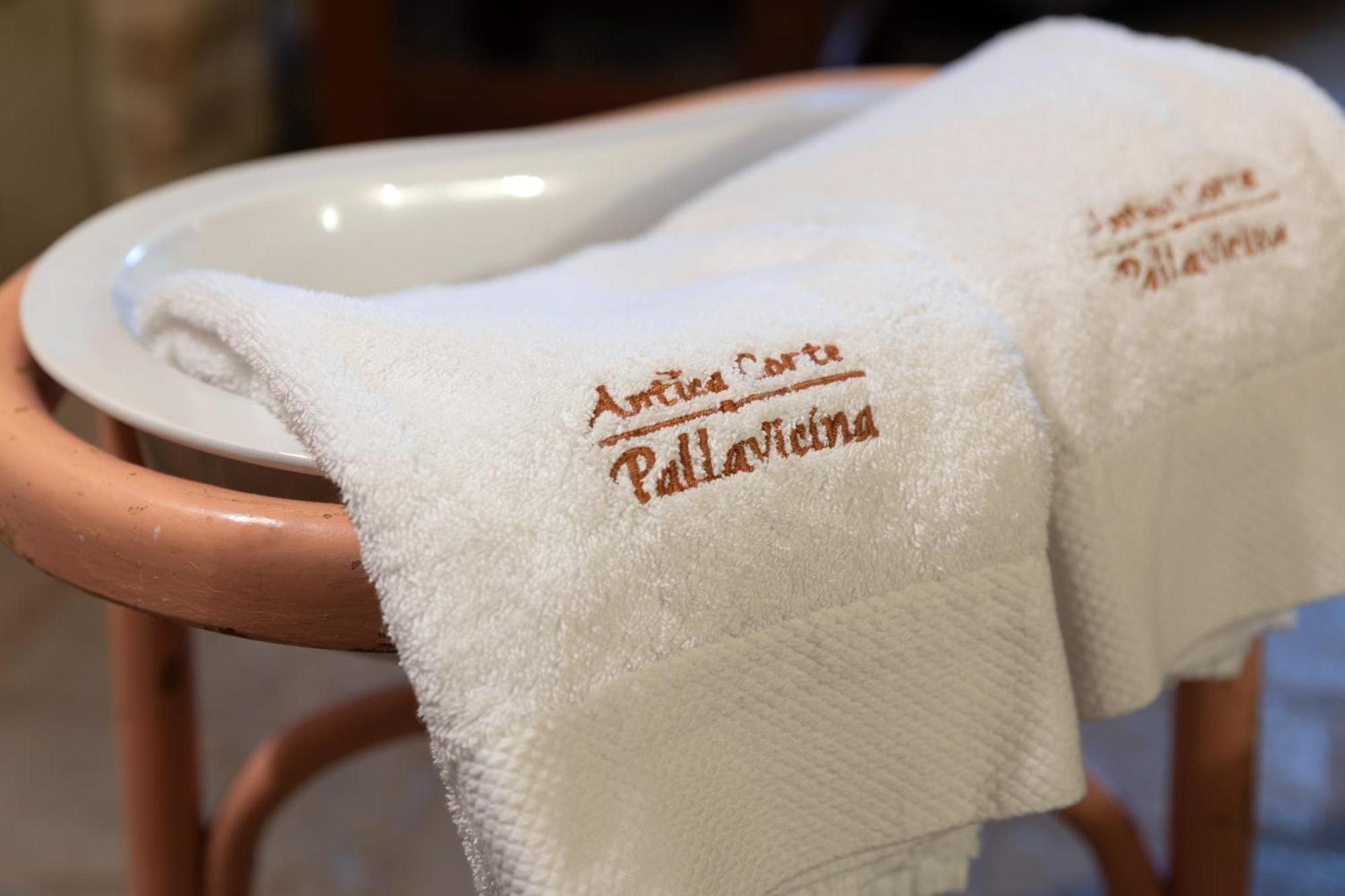 Antica Corte Pallavicina Relais Polesine Parmense Exterior foto